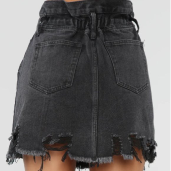 FashionNova Active And Attractive Mini Skirt - Picture 2 of 4